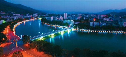 号外奶茶加盟靠谱吗，号外奶茶加盟费高不高